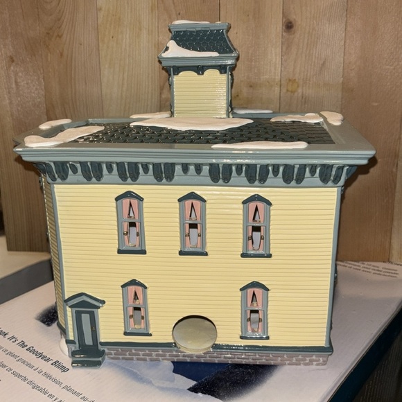 Department 56 Italianate villa - Picture 2 of 5